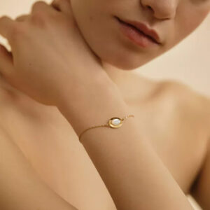 Light Luxury Oval Opal Bracelet